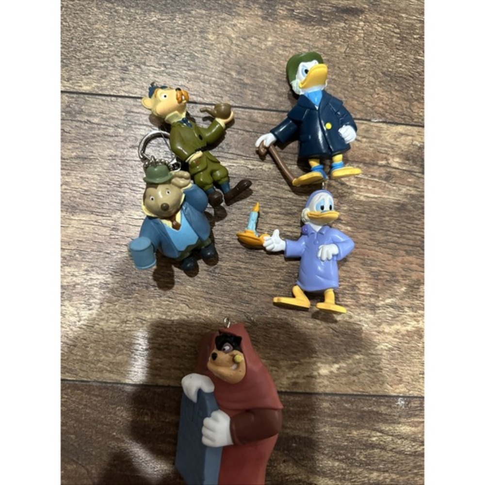 Disney MICKEY'S CHRISTMAS CAROL Set‎ of 5 Vintage Clip On Ornaments